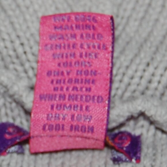 Greendog Girls Size 6, Gray 2-Button Knit Vest, Sleeveless Cardigan - Picture 9 of 9